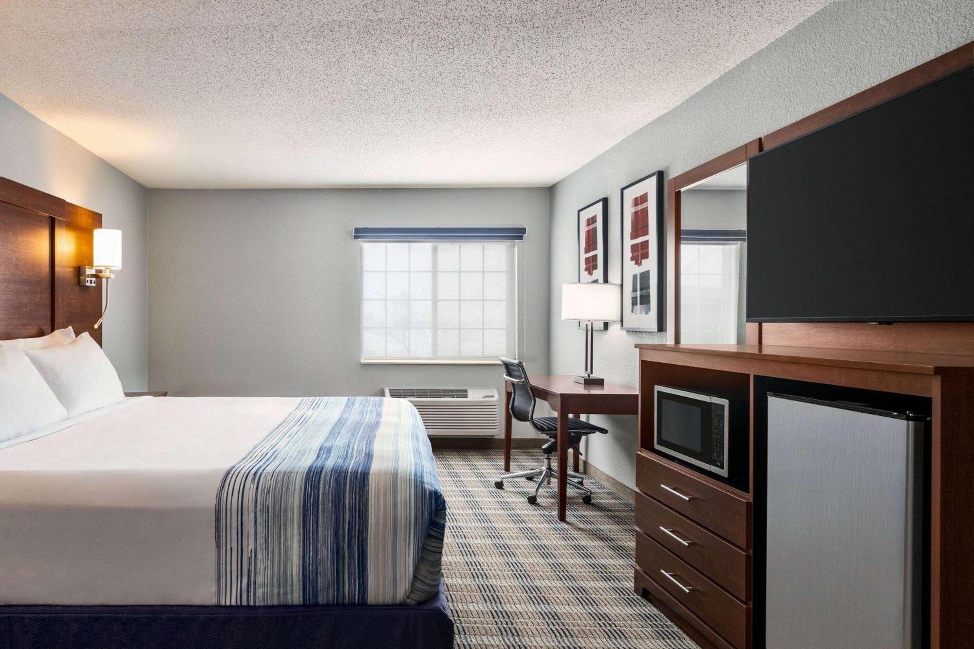 Americinn By Wyndham Williamsburg 외부 사진