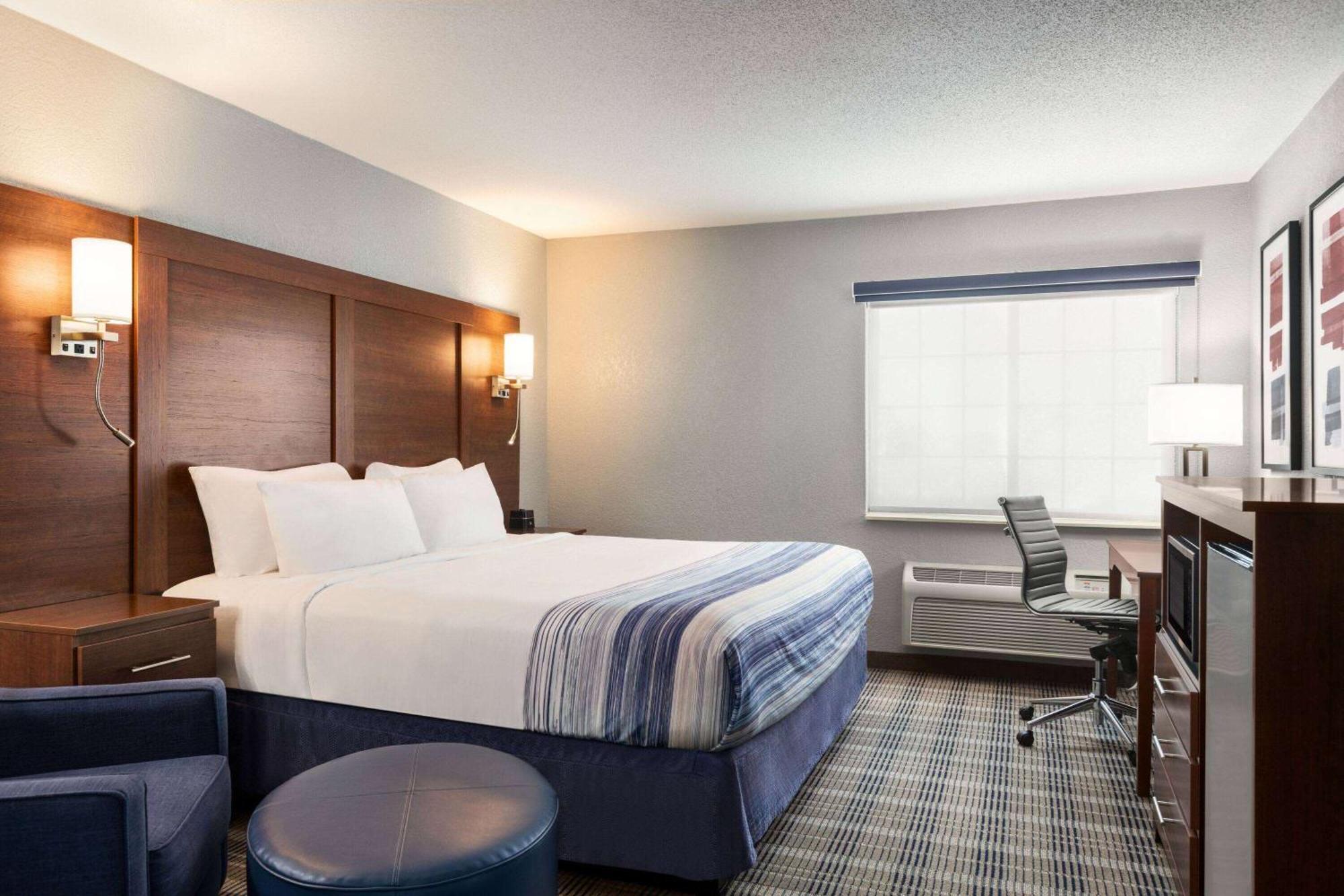 Americinn By Wyndham Williamsburg 외부 사진