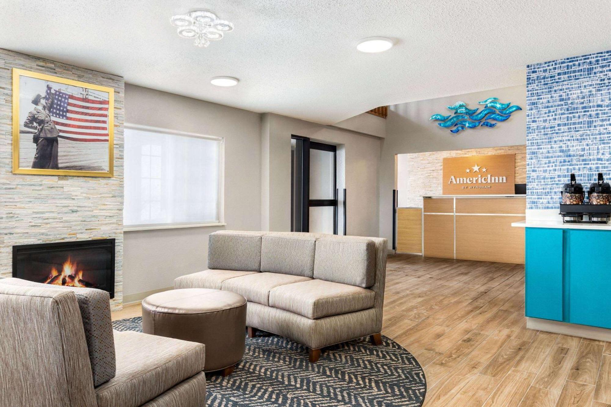 Americinn By Wyndham Williamsburg 외부 사진