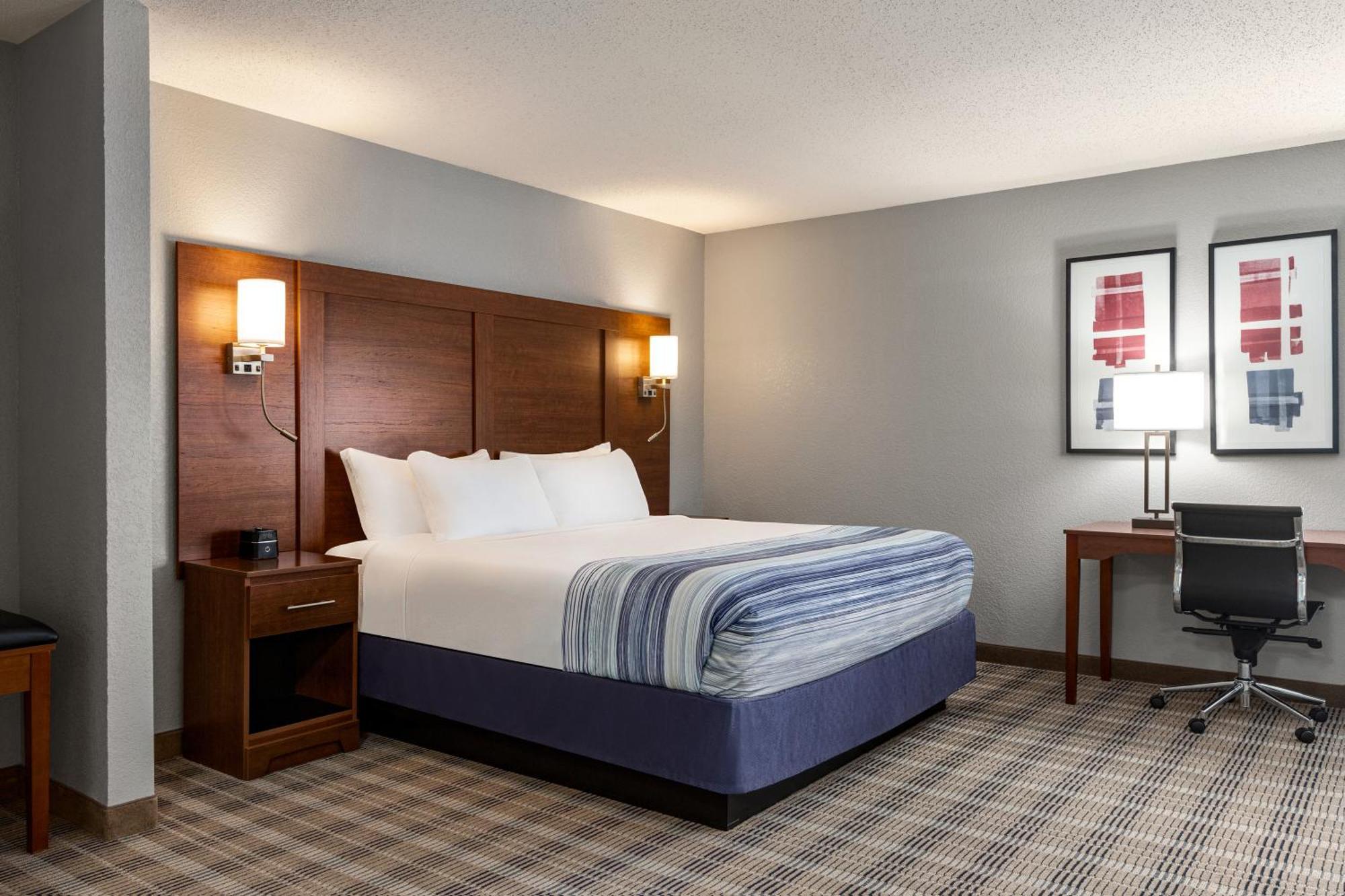 Americinn By Wyndham Williamsburg 외부 사진